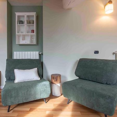 La Tana Del Bianconiglio - Rabbit Hole Apartment Milan Bagian luar foto